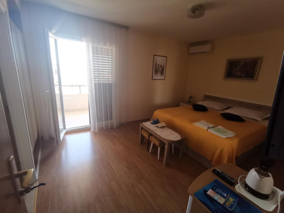 ילסה Guest House Jelsa מראה חיצוני תמונה