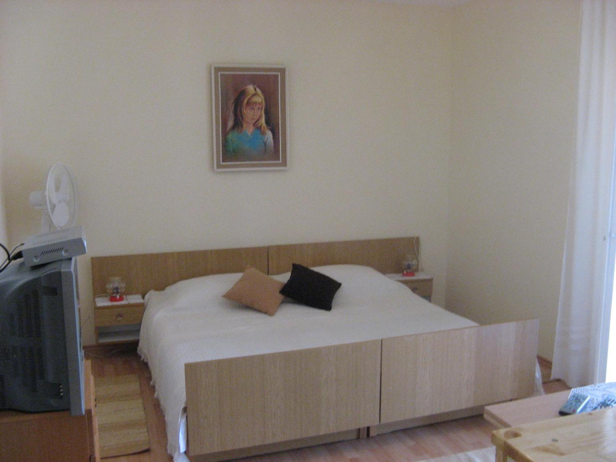 ילסה Guest House Jelsa חדר תמונה