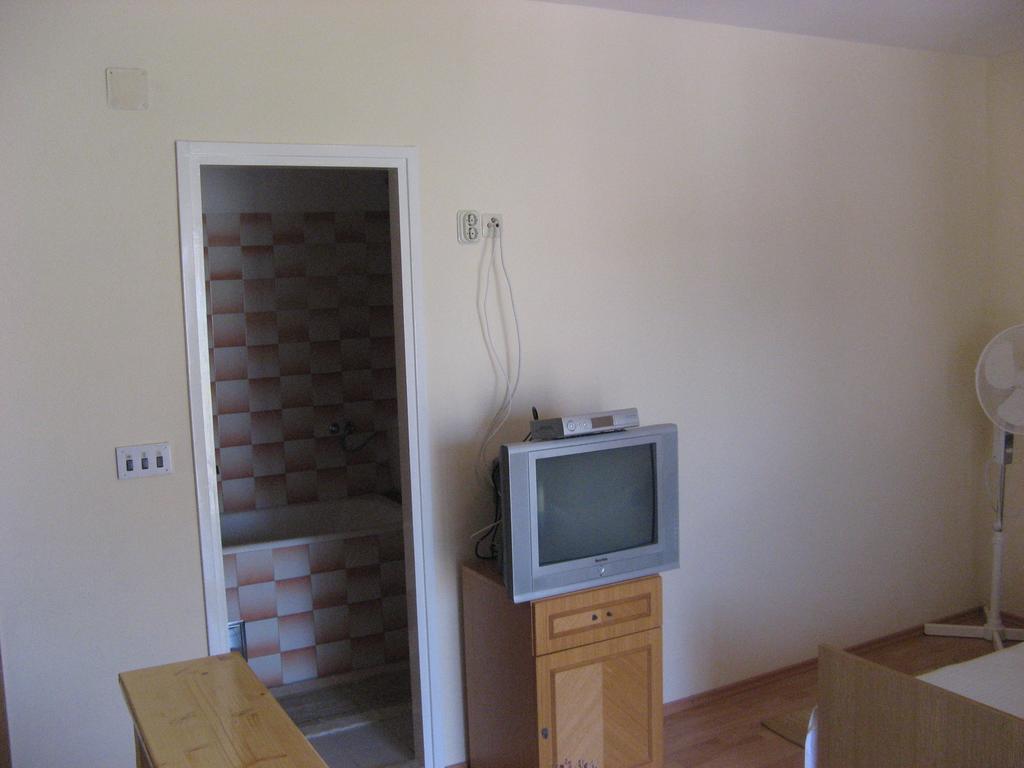 ילסה Guest House Jelsa חדר תמונה